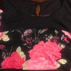 INC tank with mesh inset